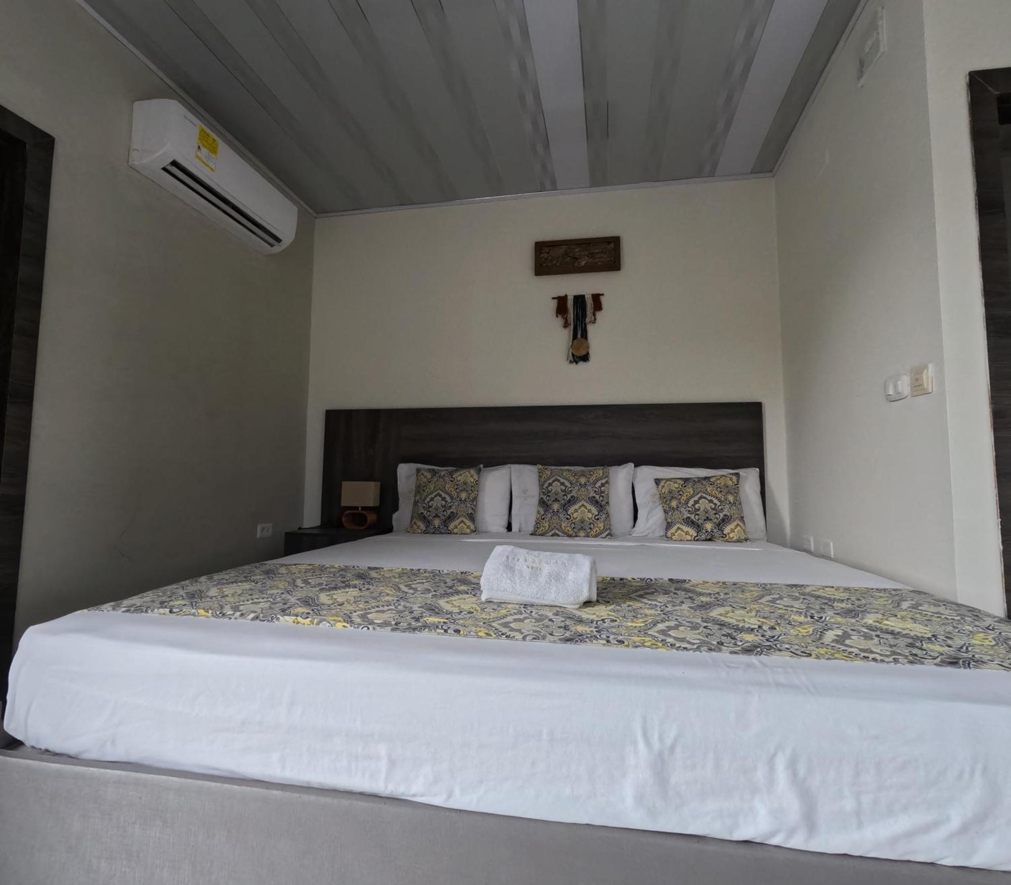 Cienaguas Hotel Ciénaga Екстериор снимка